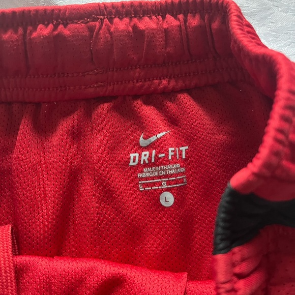 Nike Red Lacrosse boys athletic Shorts size large - Picture 4 of 5